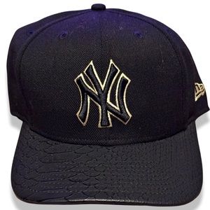 New Era NY Yankees “Watch The Throne” Black SnapBack w/ Faux Snakeskin Brim